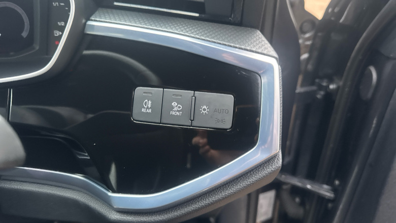 Audi Q3 35 TFSI S Line 5dr S Tronic Petrol Estate